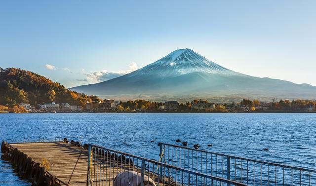 你们要的富士山五湖攻略来了！红叶季|富士山|富士五湖|富士_新浪新闻