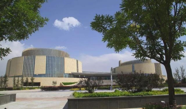 美术馆12昆仑桥除了这些地标还有很多美食美景网红西宁可以说是当之无