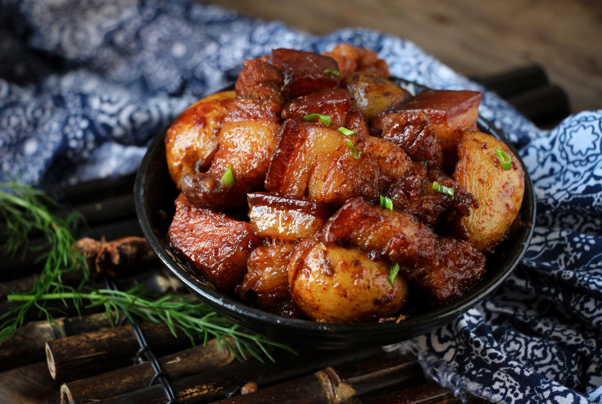 电饭煲就能做出美味的红烧肉,简单又好吃_高清图集_新浪网