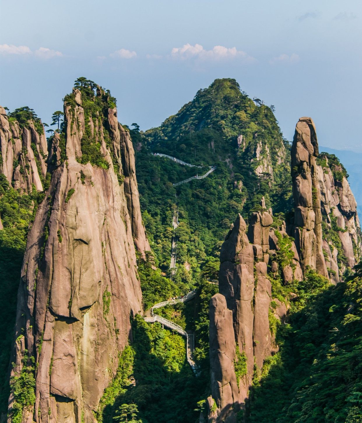 被誉为"小黄山"的江西名山,风景丝毫不逊,可惜知名度不高