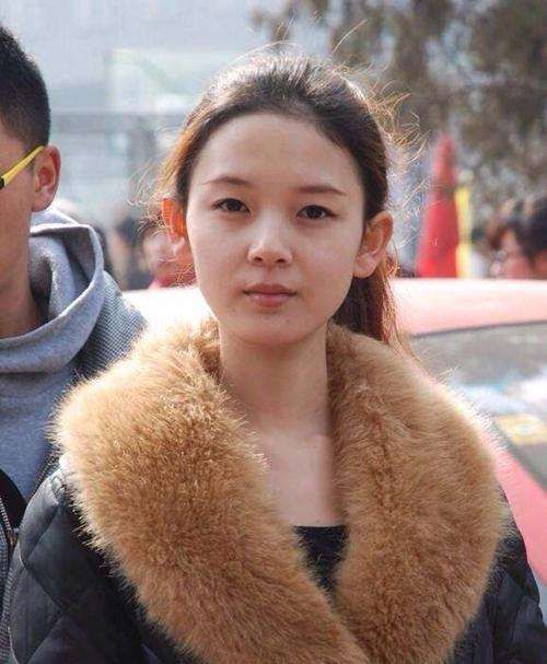 本以为明星素颜都是假的,可是看到陈瑶时,我忽然改变了想法