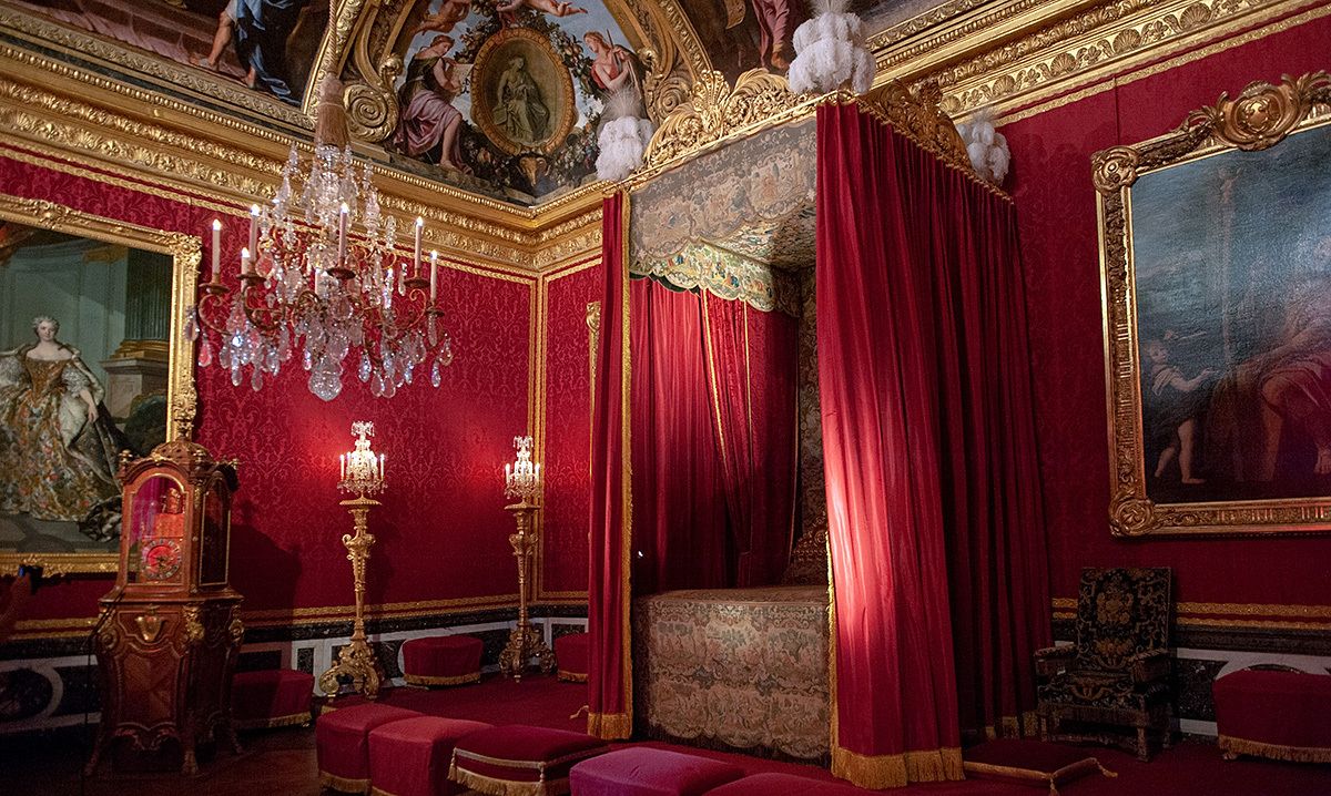 巴黎凡尔赛宫,黄金打造极尽奢华的宫殿,是欧洲最大的皇宫