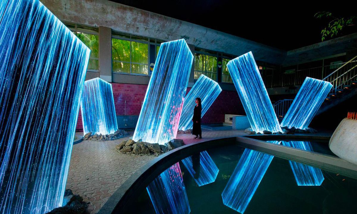 现代科技和艺术的完美结合创作出了如此美丽的艺术装置_高清图集_新浪