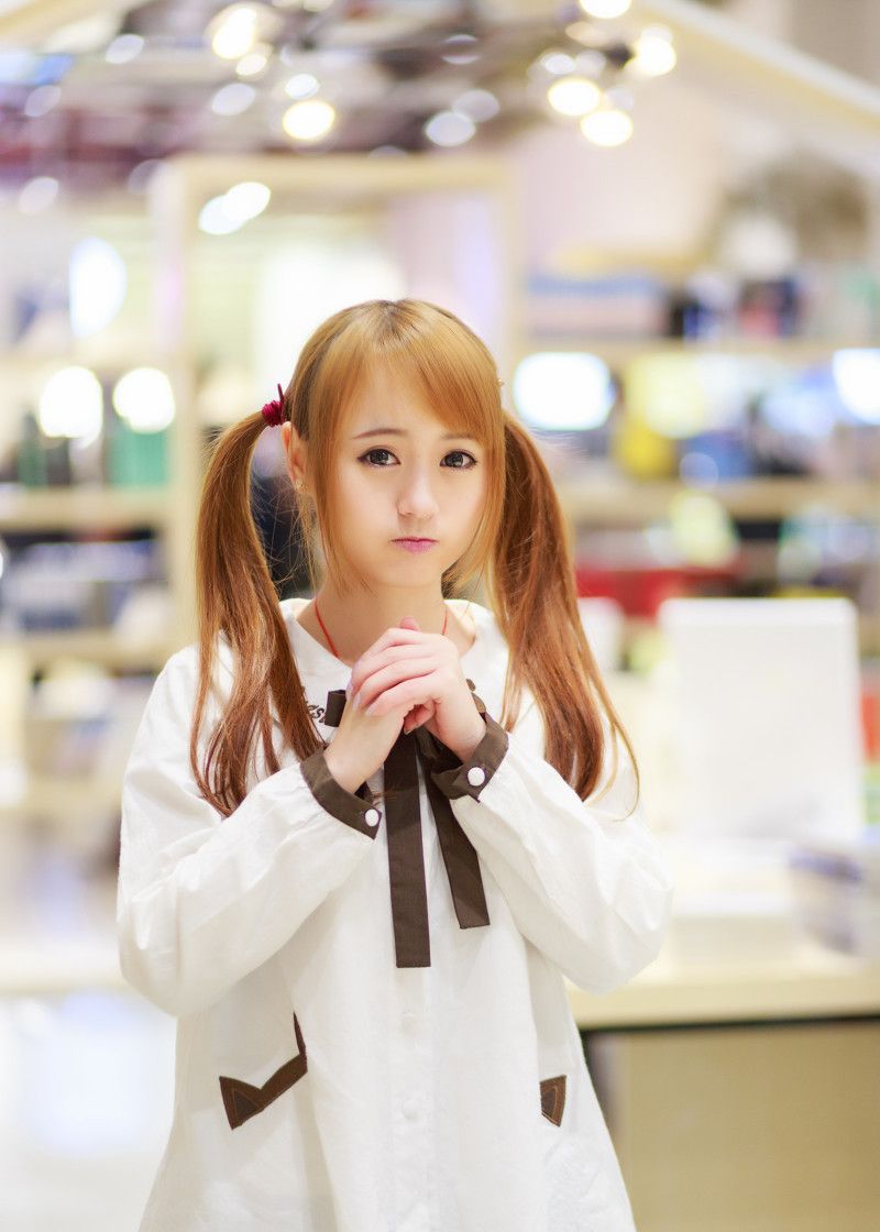 双马尾黑丝萌妹,遨游知识海洋