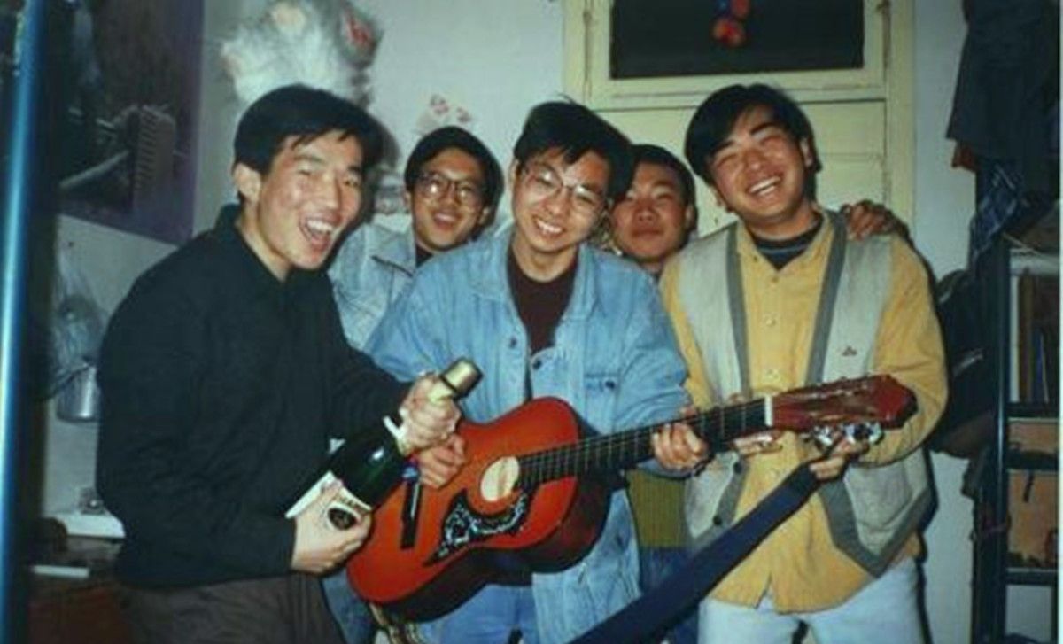 老照片 80年代的大学校园 条件艰苦却充满梦想 清纯女生如初恋 老照片 80年代的大学校园 条件艰苦却充满梦想 清纯女生如初恋