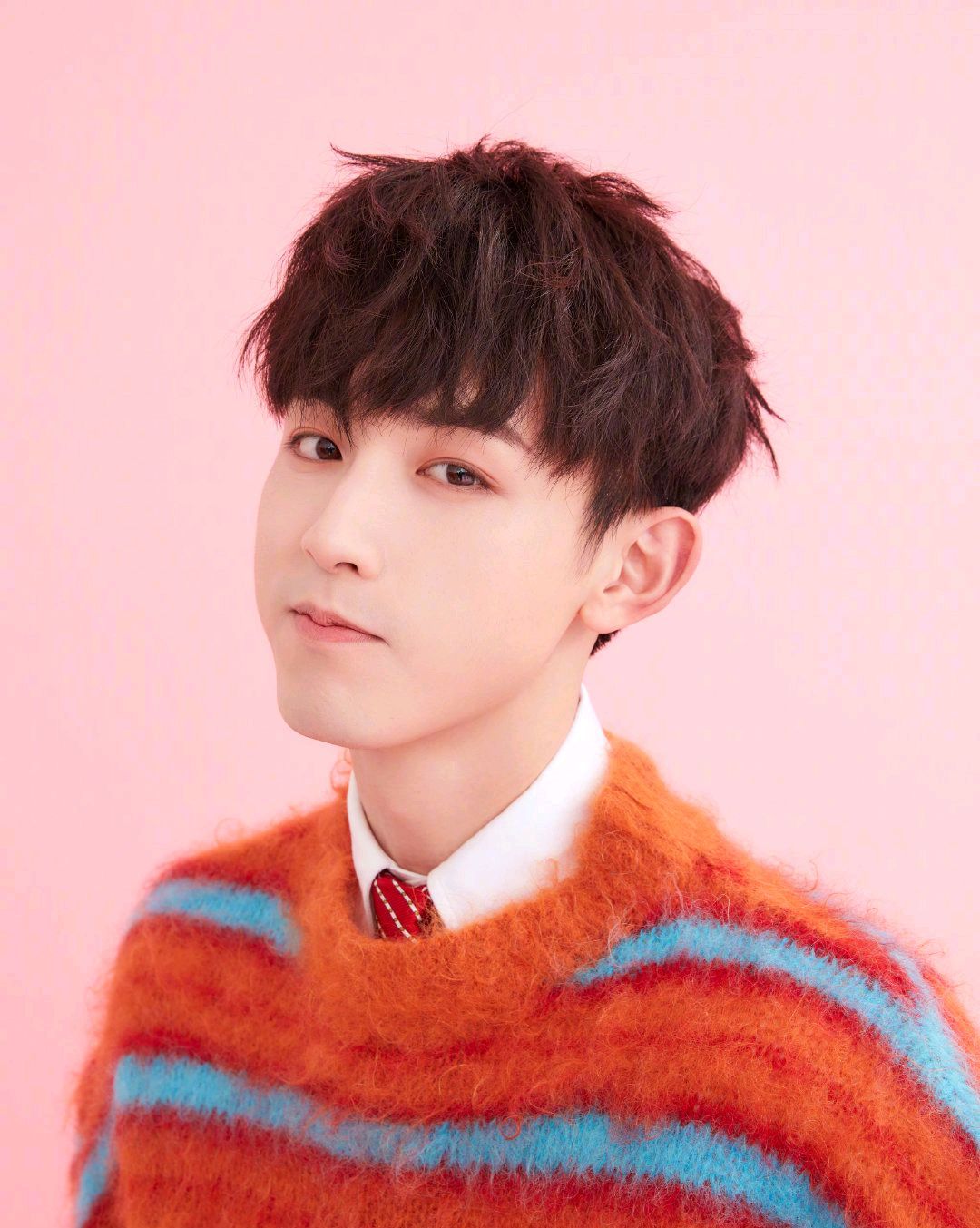 《惹上冷殿下》男主角的他,穿上条纹衫,妥妥的一枚暖男啊_高清图集