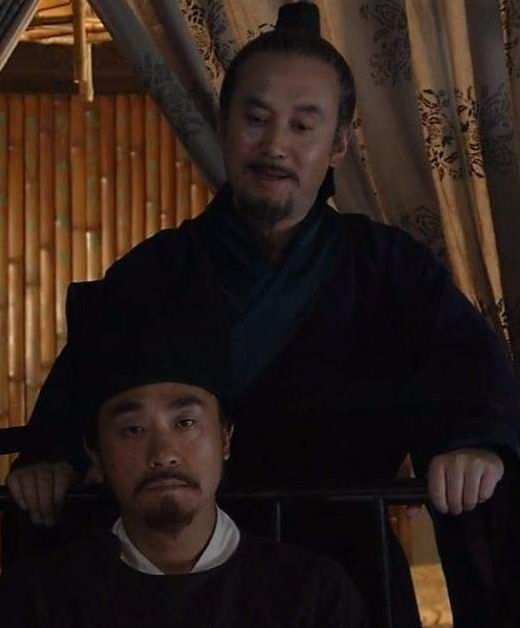13年前《大宋提刑官》中不仅有范伟和苗圃,竟还有小品演员郭达