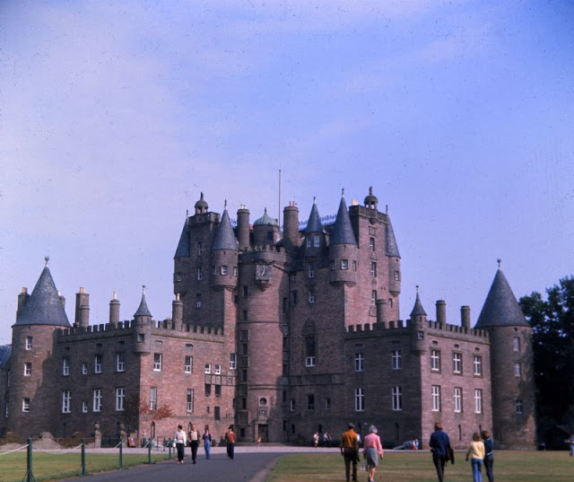 老照片:七十年代的欧洲日常,由 stuart james 拍摄(6)