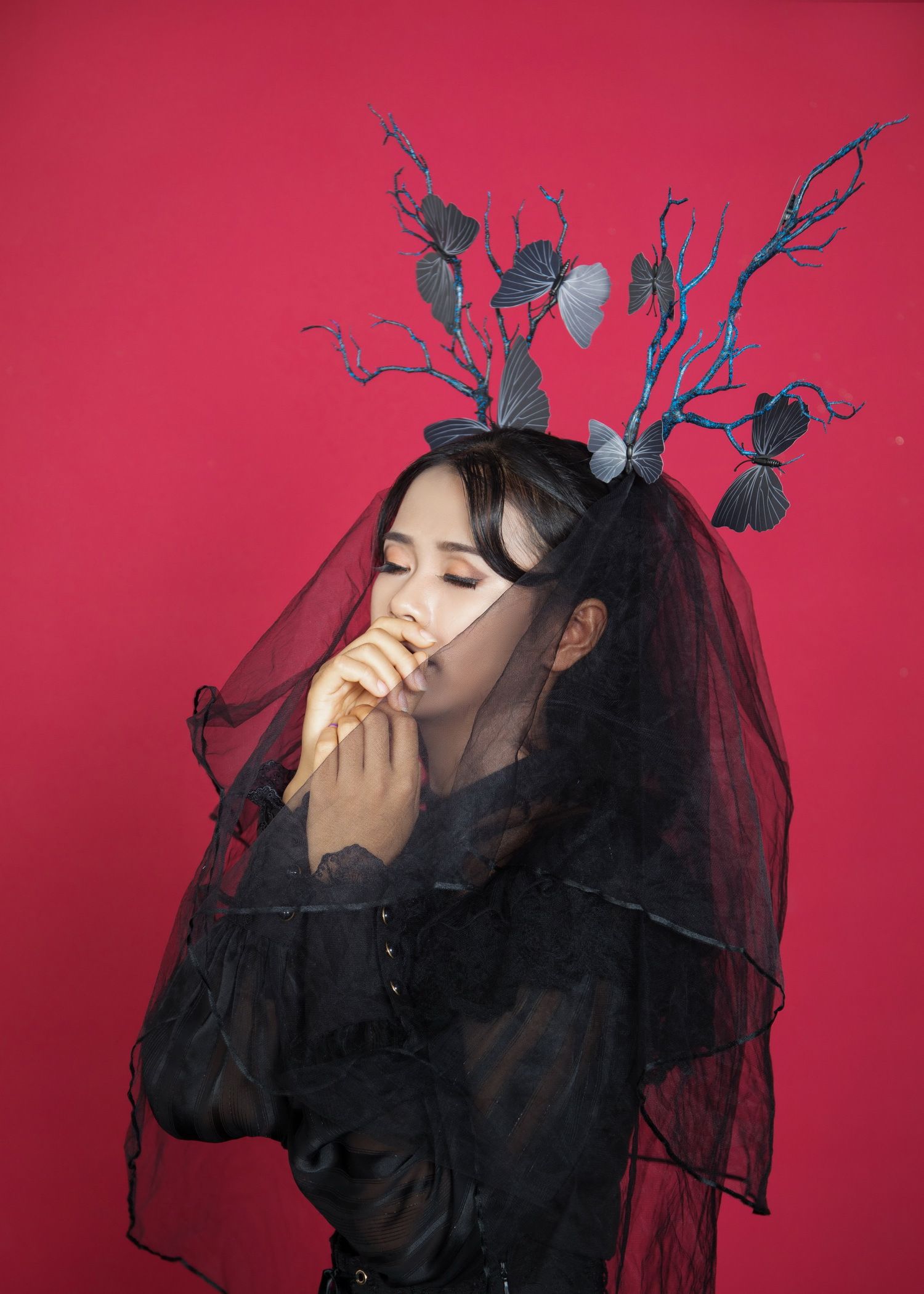 黑与白,创意新娘造型,觉得怎么样?