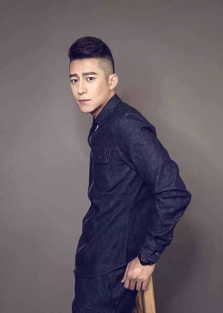 阳光明星摄影鲁诺时尚帅气高清写真