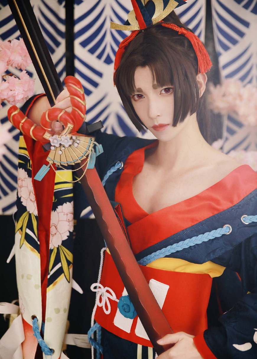 说一个惊艳到你的cos:熊祁的佐助,卢卓的至尊宝,杀殿太还原