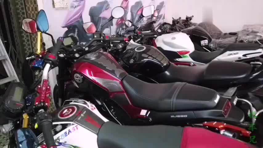 走进淡水最大的二手摩托车行种类齐全看瞎我的眼 走进淡水最大的二手摩托车行种类齐全看瞎我的眼