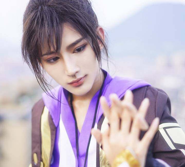 说一个惊艳到你的cos熊祁的佐助卢卓的至尊宝杀殿太还原