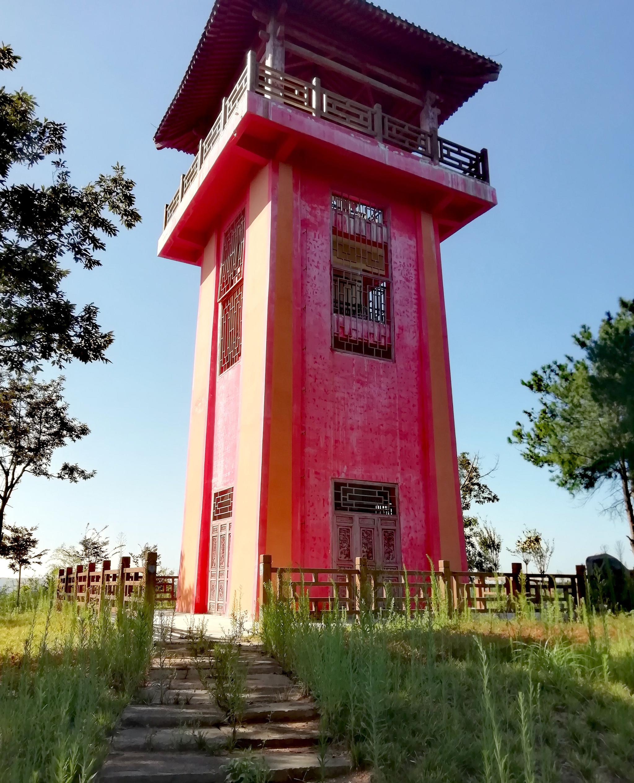 四川广元昭化桃博园风景区站在卫公楼上一览众山小太美了