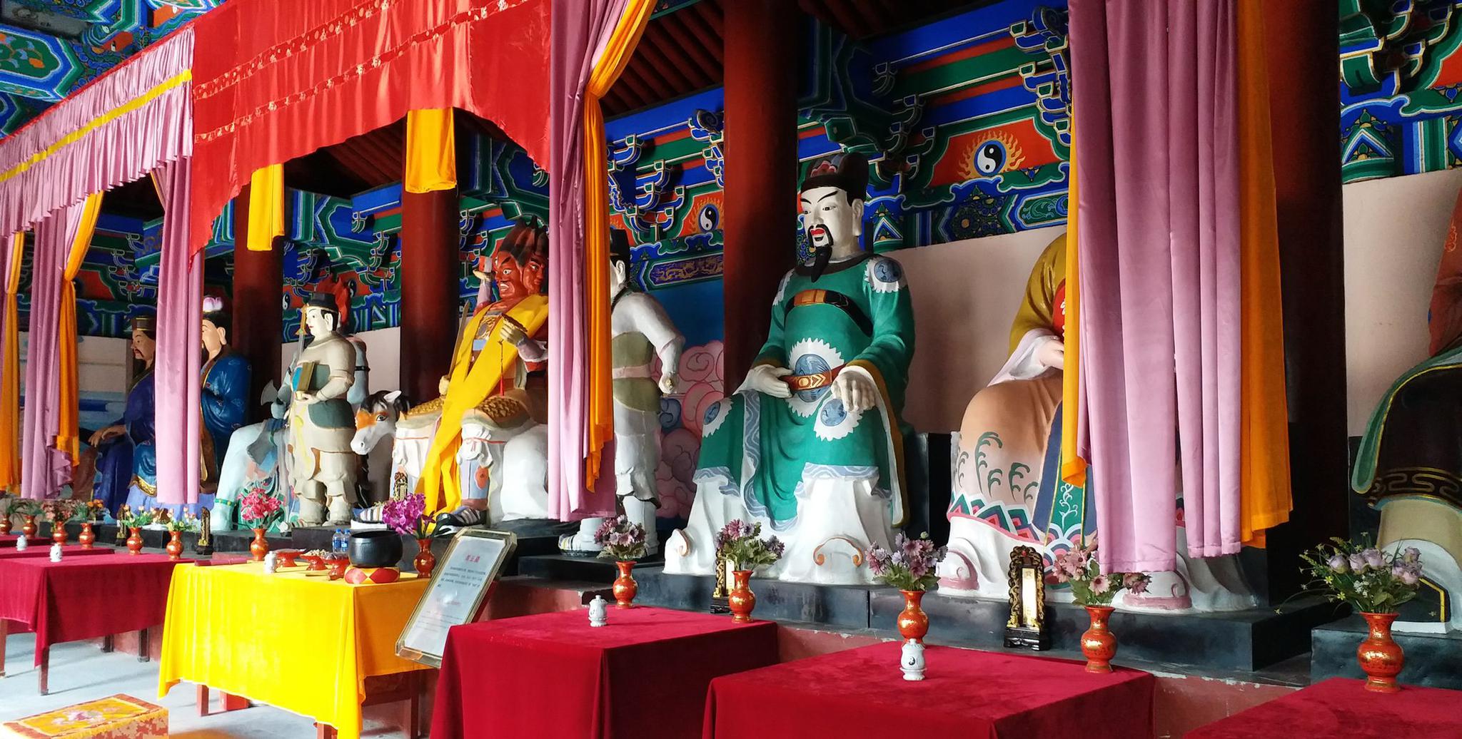 隐藏于[定州]崇文街的利落小庙宇——马王庙