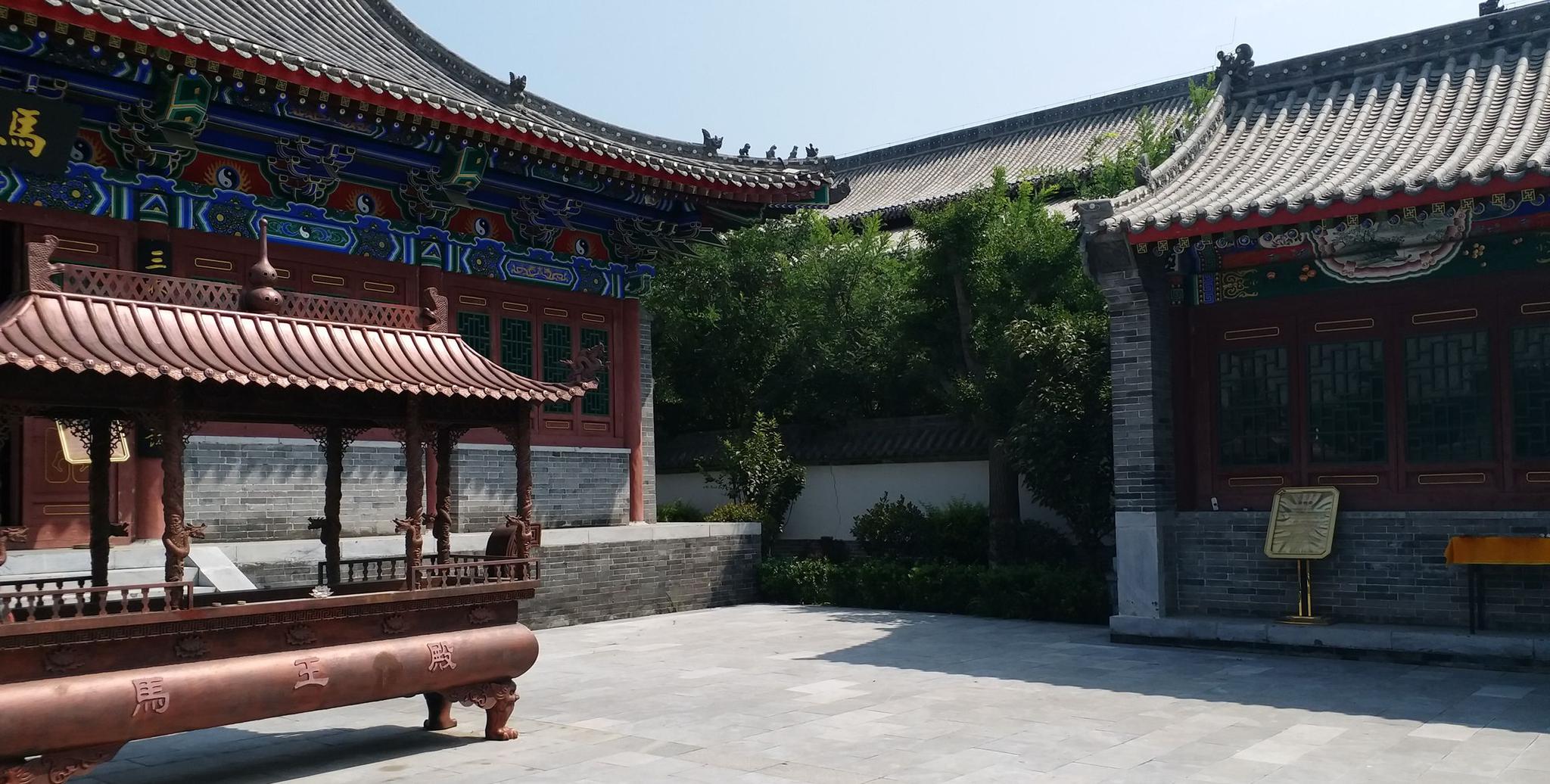 隐藏于[定州]崇文街的利落小庙宇——马王庙