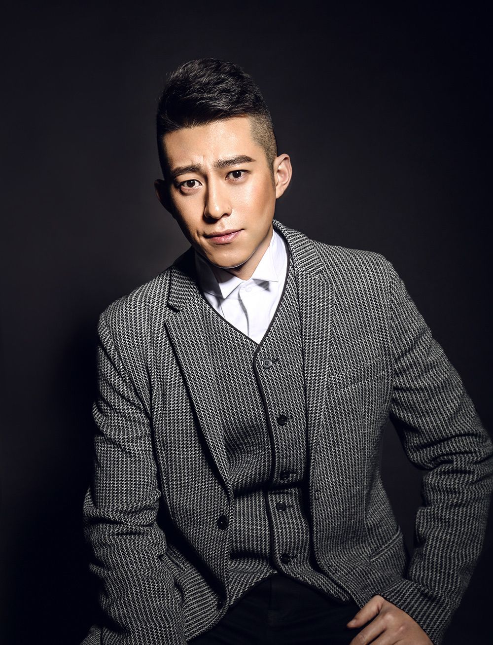 阳光明星摄影鲁诺时尚帅气高清写真