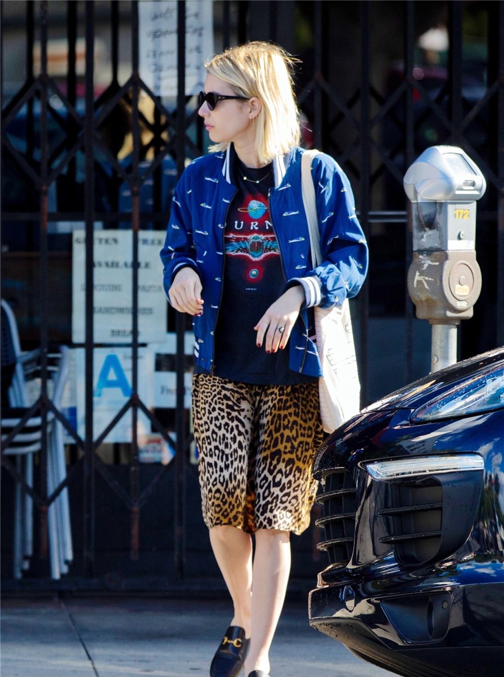 27岁艾玛罗伯茨又美了 穿豹纹裙一点都不土气 气质不是一般的好