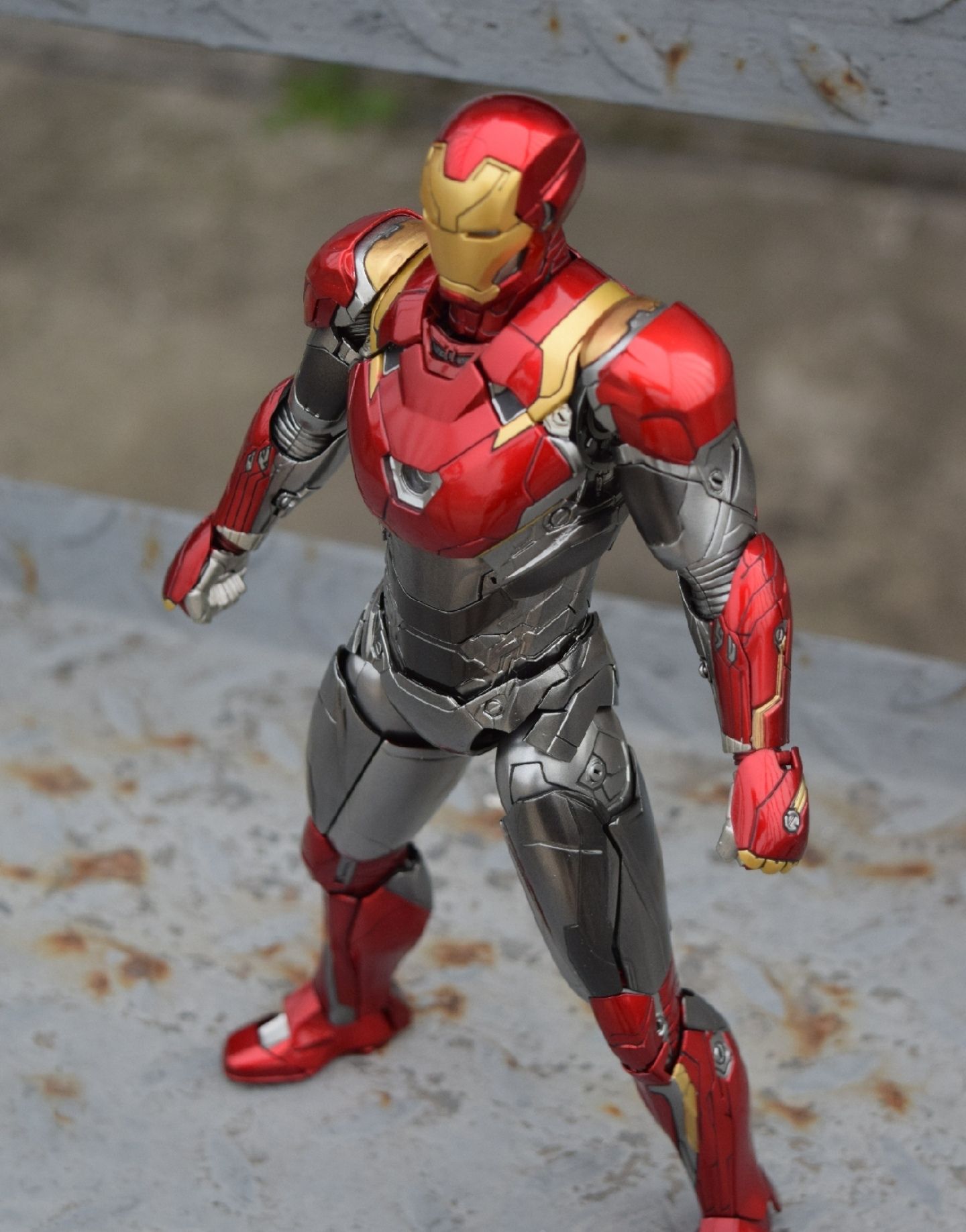 手办模型:漫威英雄钢铁侠重新涂装改造效果展示