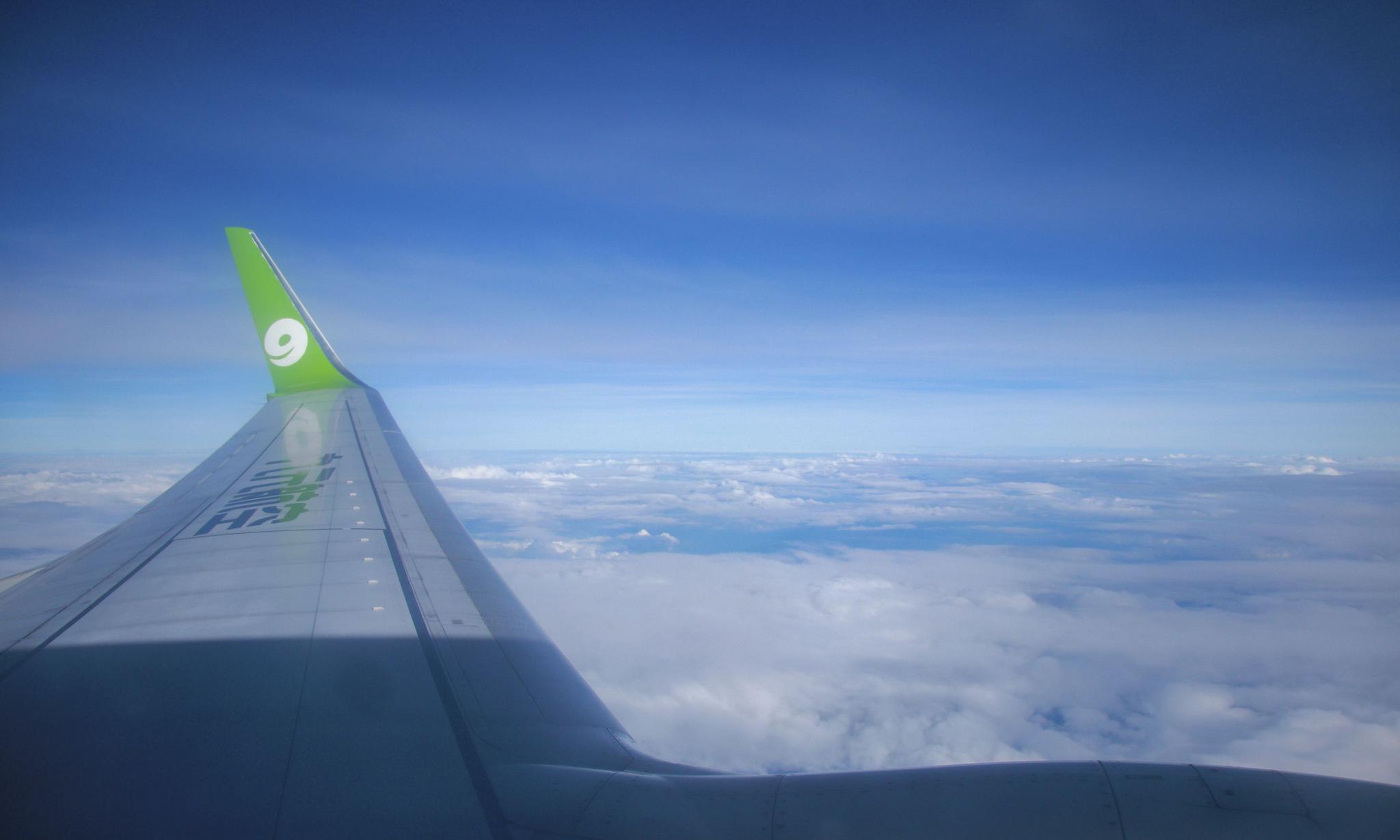 摄影师在飞机上拍摄到的空中海洋实在是太美了