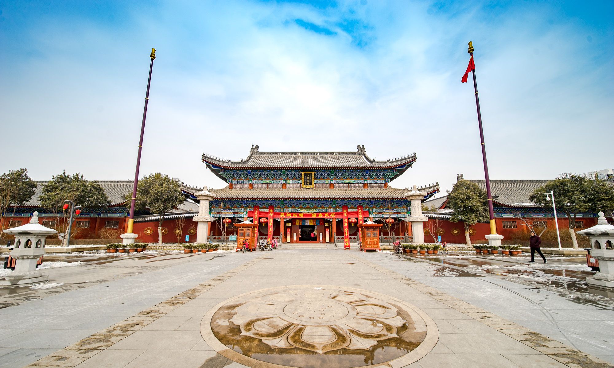 喜降春雪后的邢台大开元寺银装素裹幽远静谧_高清图集_新浪网