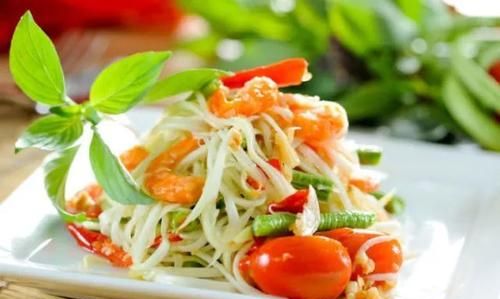 泰国菜:青木瓜沙拉,香脆辣爽,开胃解馋