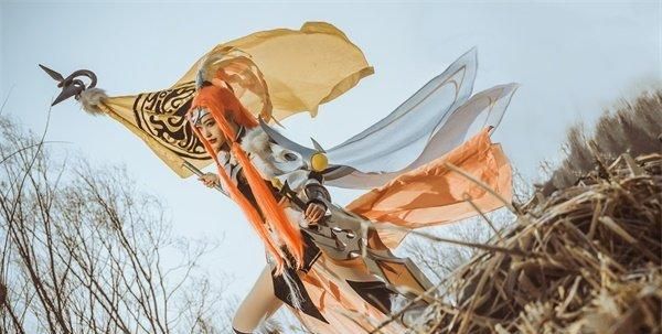王者荣耀:cos偶像季,冠军飞将——花木兰