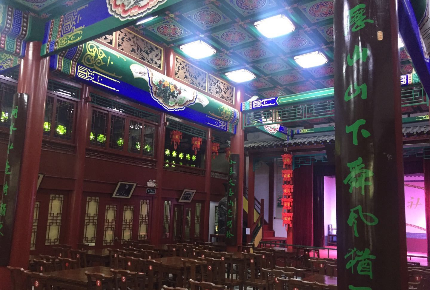 南丰戏楼,济南大明湖北岸最易忽视景点,内有4张珍贵照片