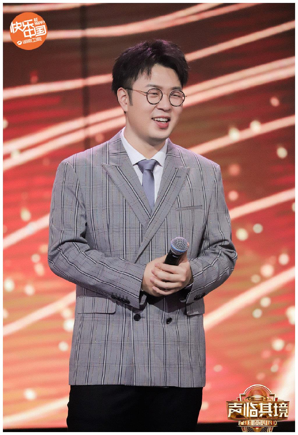 被声临其境第三季主持人周涛杜海涛服装搭配圈粉了好好看