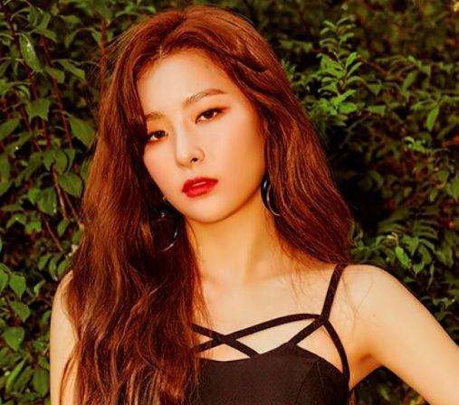 姜涩琪高清壁纸我们快来欣赏一下她的美颜吧