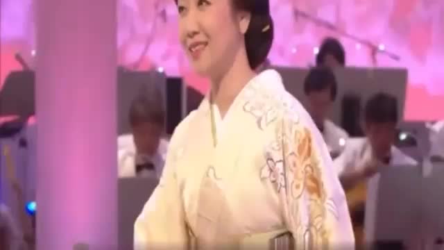 日本美丽歌姬伍代夏子唱 雪中花 温柔婉约典雅端庄