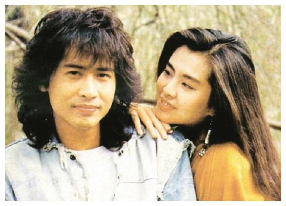 大约在冬季音乐才子齐秦和方美芳只是缘分太浅,时光如斯