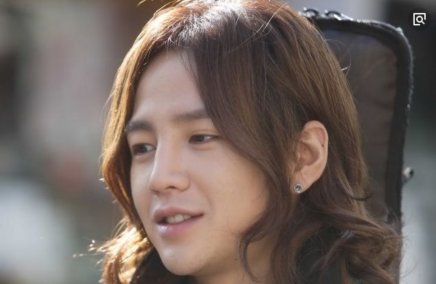 张根硕将于本月16日入伍履行服役义务,并表示想拥有自己的时间!