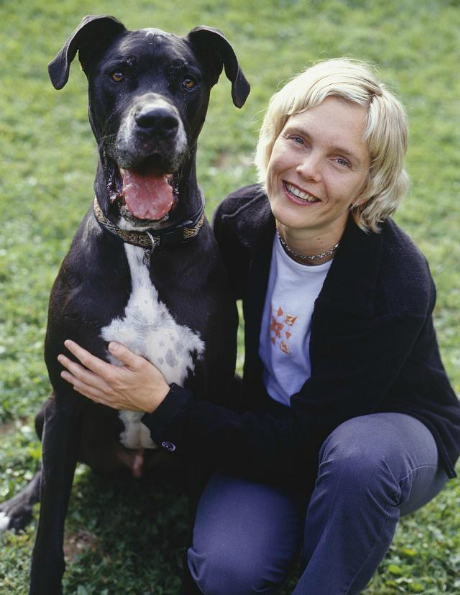 巨型犬到底有多大 体型秒杀大型犬 性格却像一只绵羊