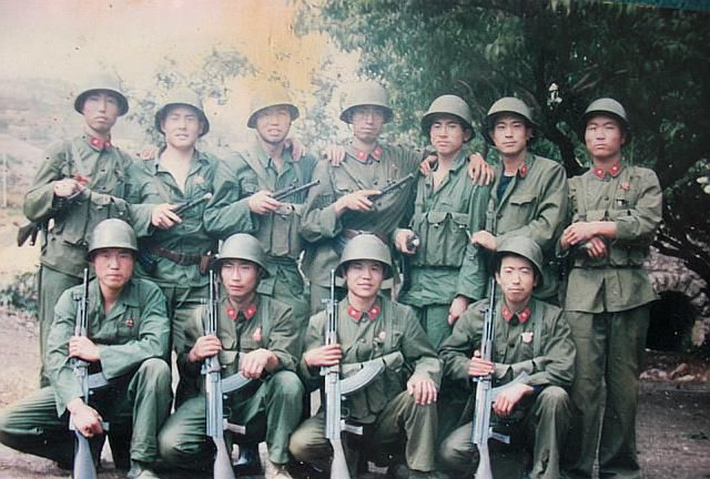 181团和182团与越军正面对峙,作战态势严峻.