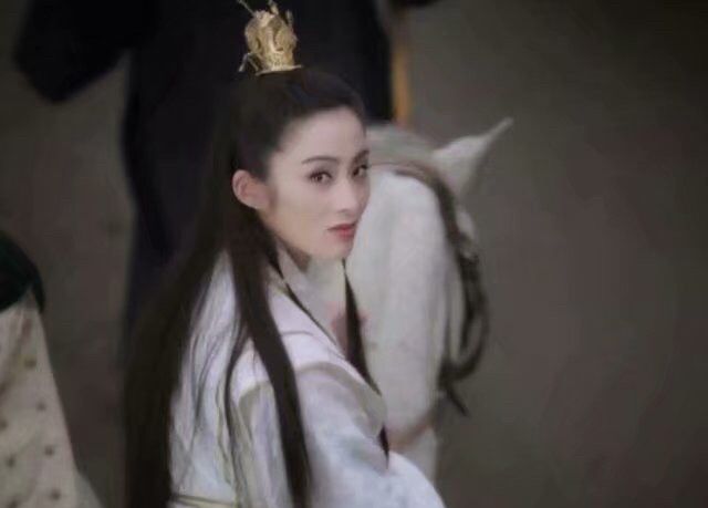 《倚天屠龙记之魔教教主》中赵敏的饰演者张敏,如今美丽依旧!
