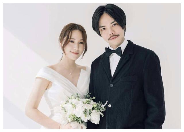 28岁香港著名歌手宣布与设计师男友结婚 正式组建二人家庭