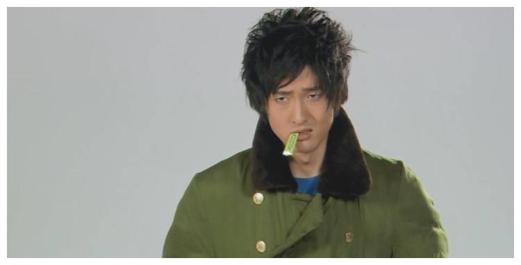 《爱情公寓5》:第八集敲墙工人影射关谷?答案第一季就有了