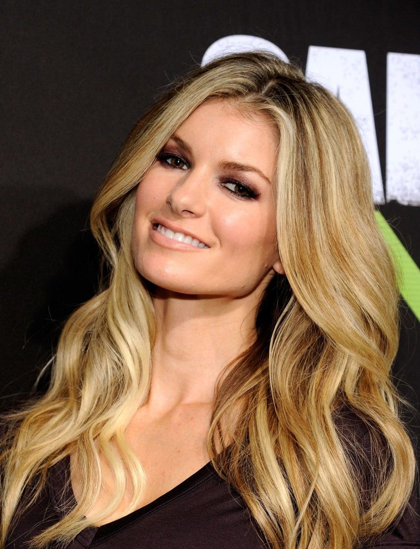 玛莉莎·米勒,美国70后超模,痴迷于冲浪和摇滚乐|玛莉莎|摇滚乐|米勒