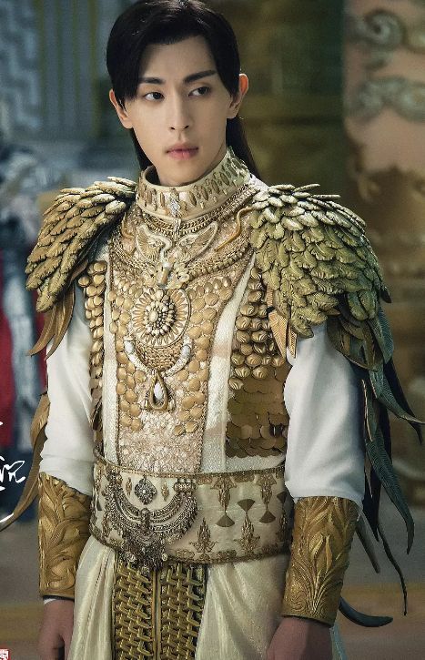 细数香蜜中旭凤的服饰金色的惊艳最后一套最帅却只穿了几分钟