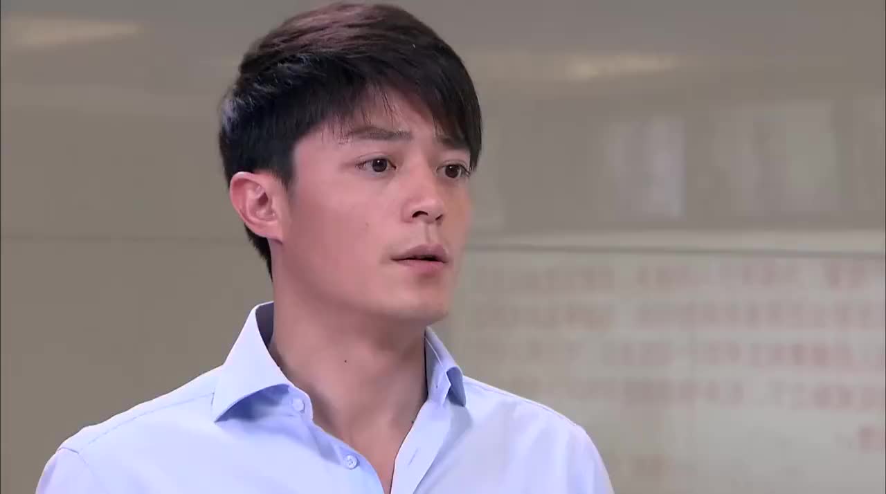 司马博铭去看儿子没想到被前妻警告儿子说话太成熟了