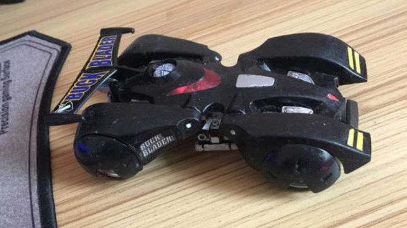 第一辆,跳跃者号,这辆车是美国队的车子,是我最喜欢的一辆车,这辆车