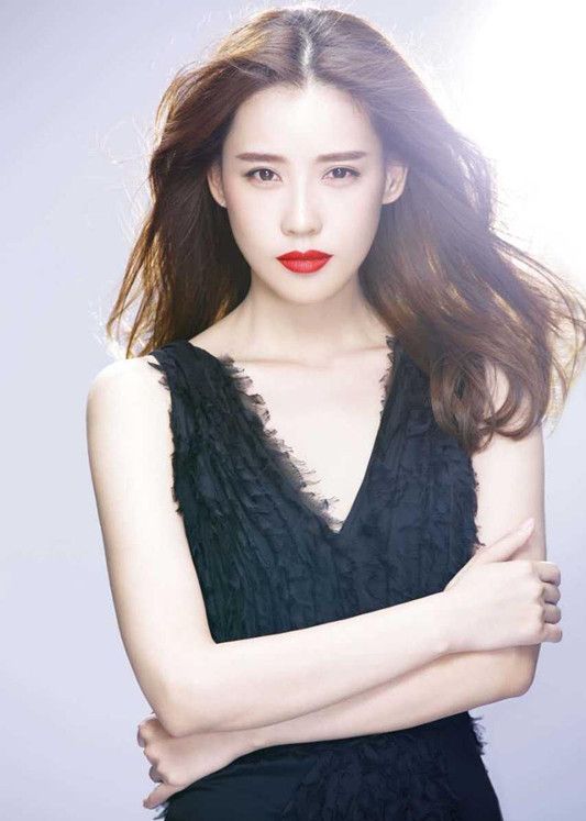 施予斐:美人如玉,绝代佳人