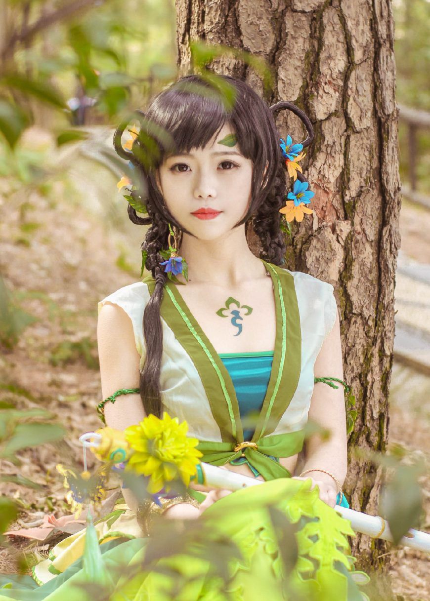 作品:古剑奇谭二角色:阿阮妹子cn:铃铛 rain_铃铛摄影:妖歌后期:百鲤