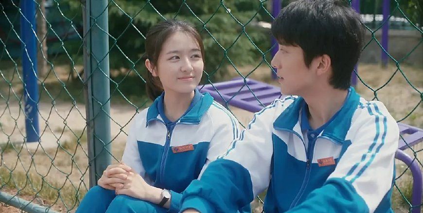 耿耿余淮和林杨余周周秀恩爱大比拼哪一对更甜