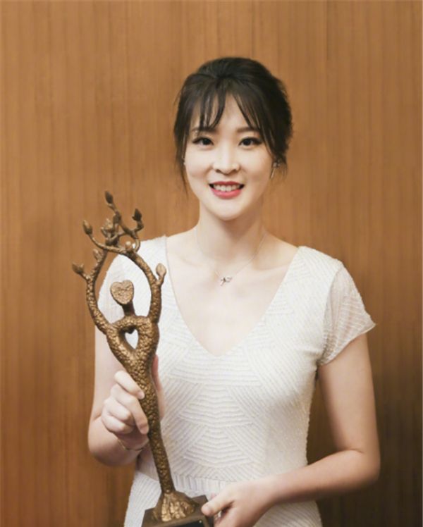 惠若琪珍贵图片:中国女排第15任队长,技术全面貌美如花