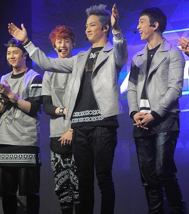 阿四龙组合,一支走向全国歌坛流行的彝族男四声部组合