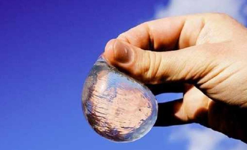 可食用水球我打59分,酒心糖打69分,鹿晗的最爱打99分!