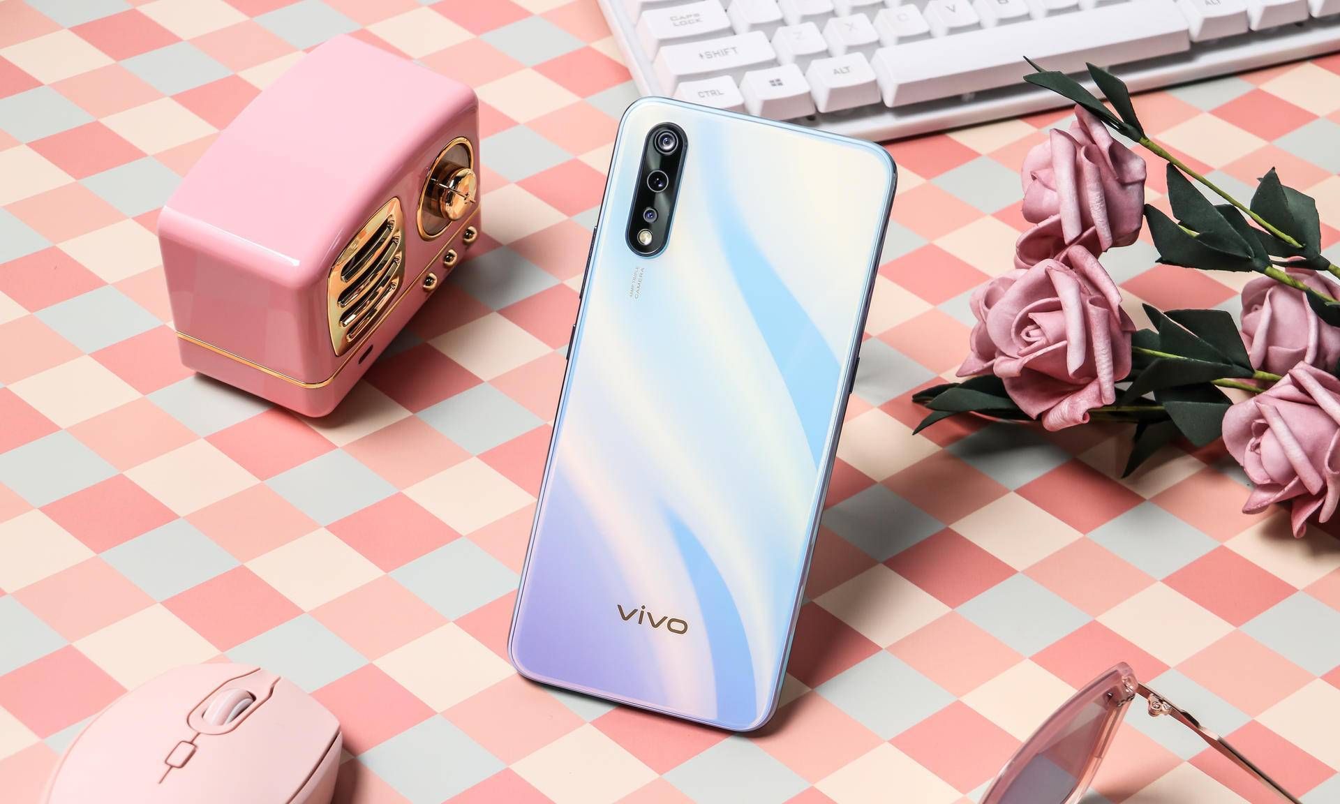 vivoz5开箱图赏颜值性能续航一个不落下价格让米粉抓狂