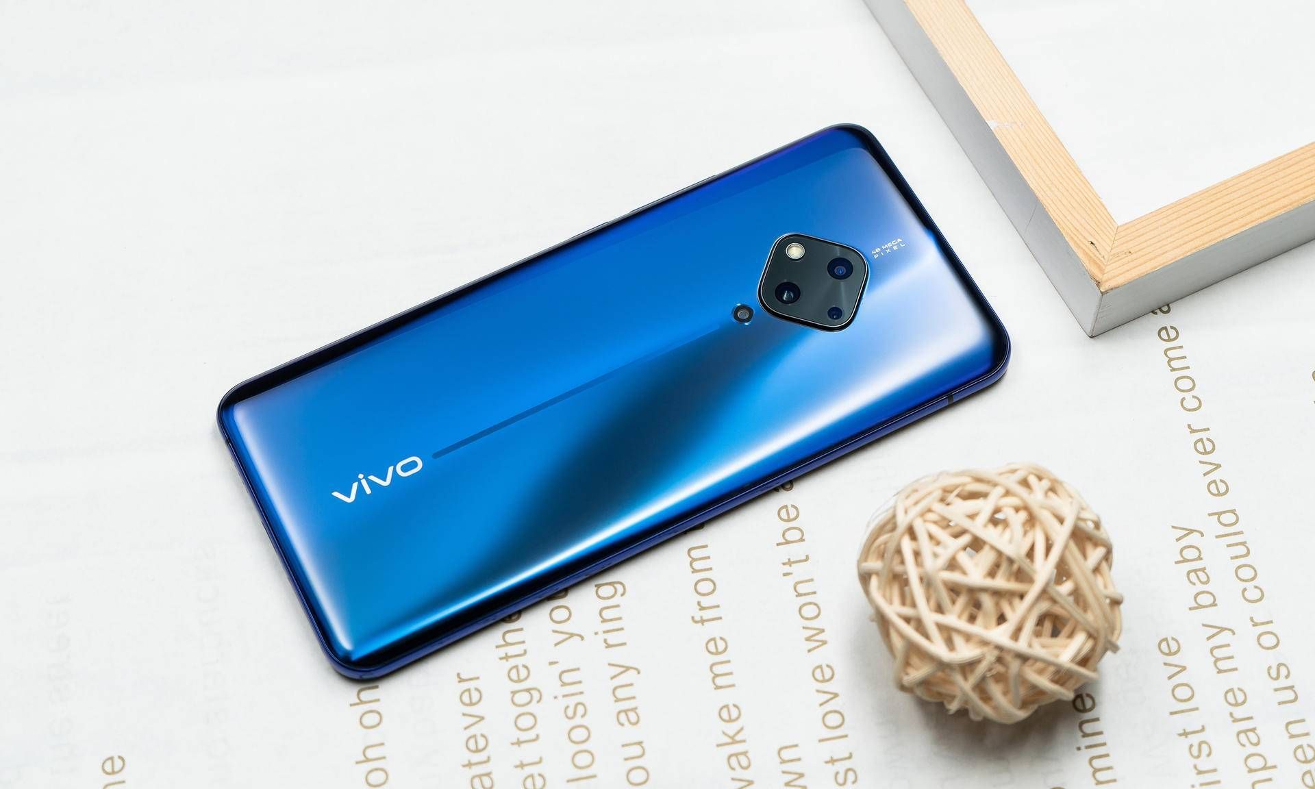 vivo s5幻影蓝美图鉴赏!外观新颖时尚,全新配色浪漫感十足